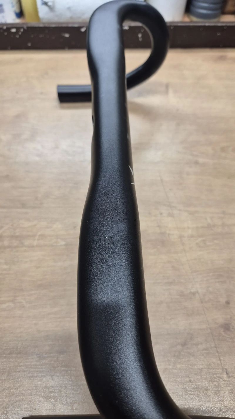 Prodám ALU řidítka a představec Velomann