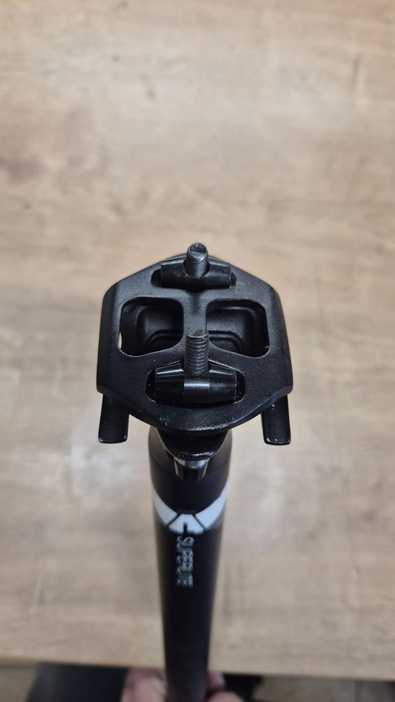 Prodám ALU sedlovku Superlite průměr 27,2 mm