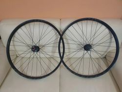 Prodám nová zapletená 29" kola Race Face AR 30 