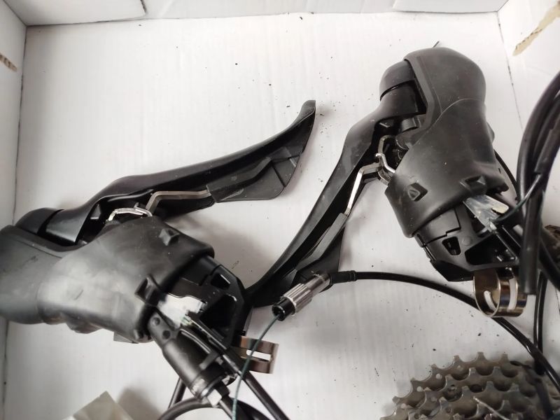 Páky, přehazka, kazeta Shimano GRX 810