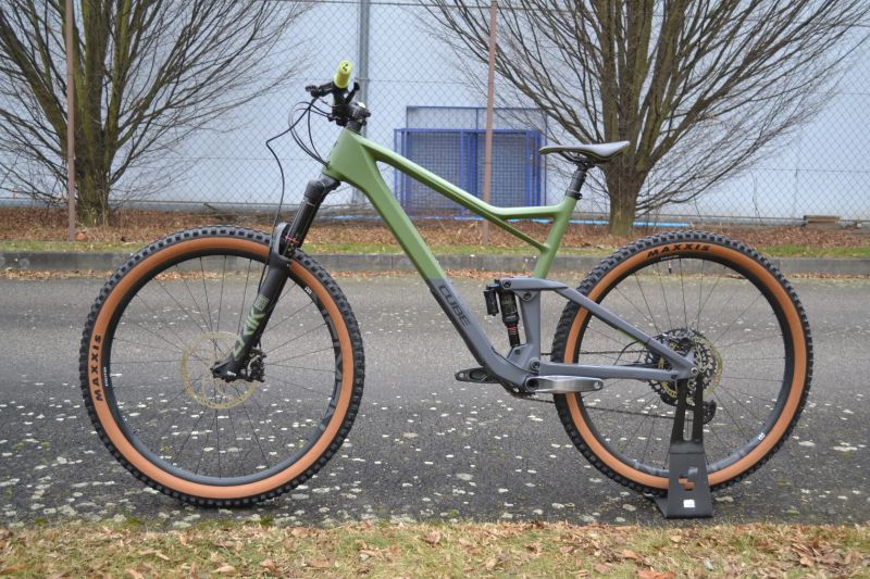 Cube Stereo Race C:62 (XL) Olive´n´grey