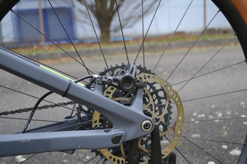 Cube Stereo Race C:62 (XL) Olive´n´grey