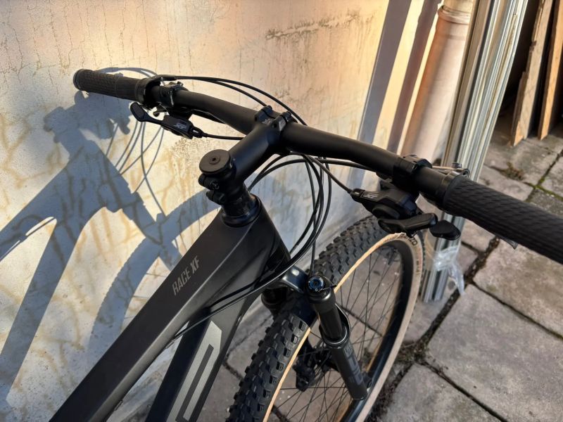 Superior XF Race 29 1/2x12 vel.M