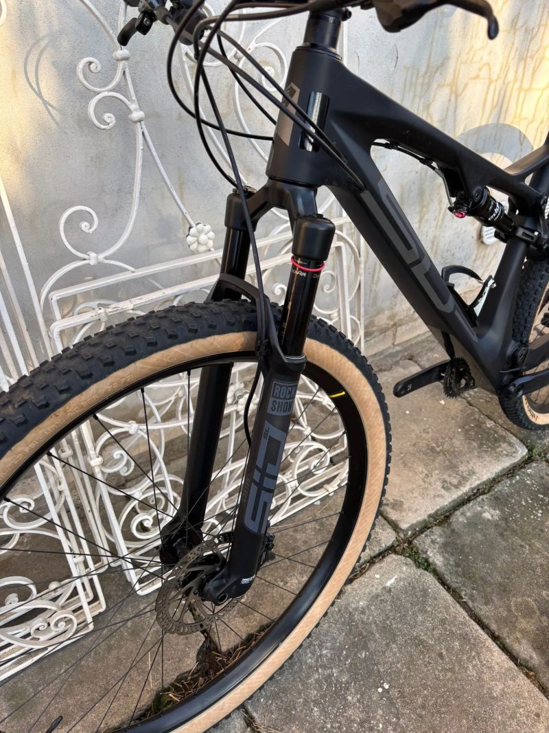 Superior XF Race 29 1/2x12 vel.M