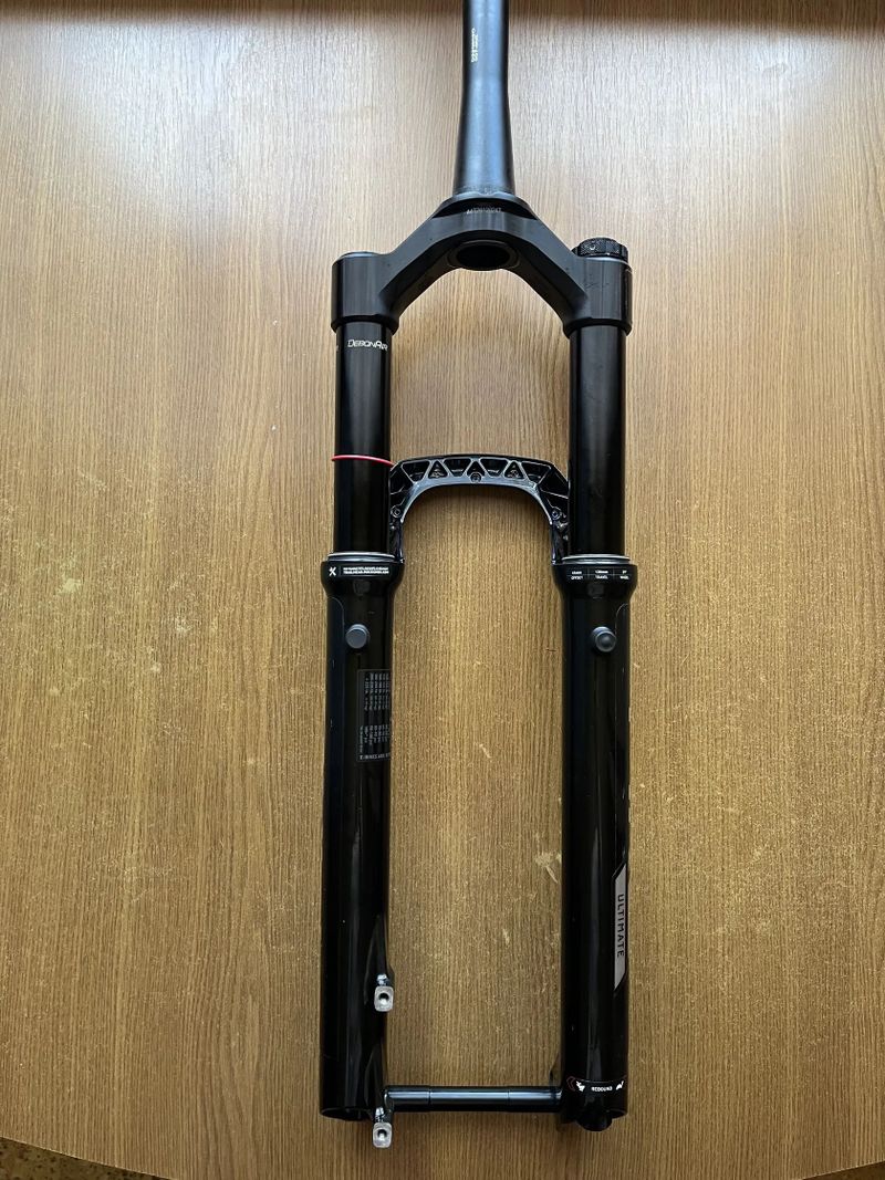 Rock Shox Pike Ultimate CHARGER 3.1 RC2 140mm