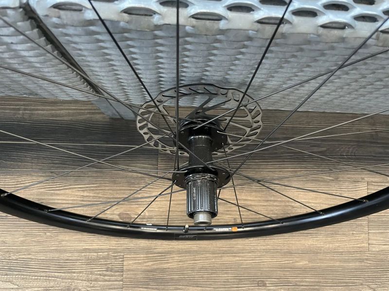 Giant PX2 zapletená kola 