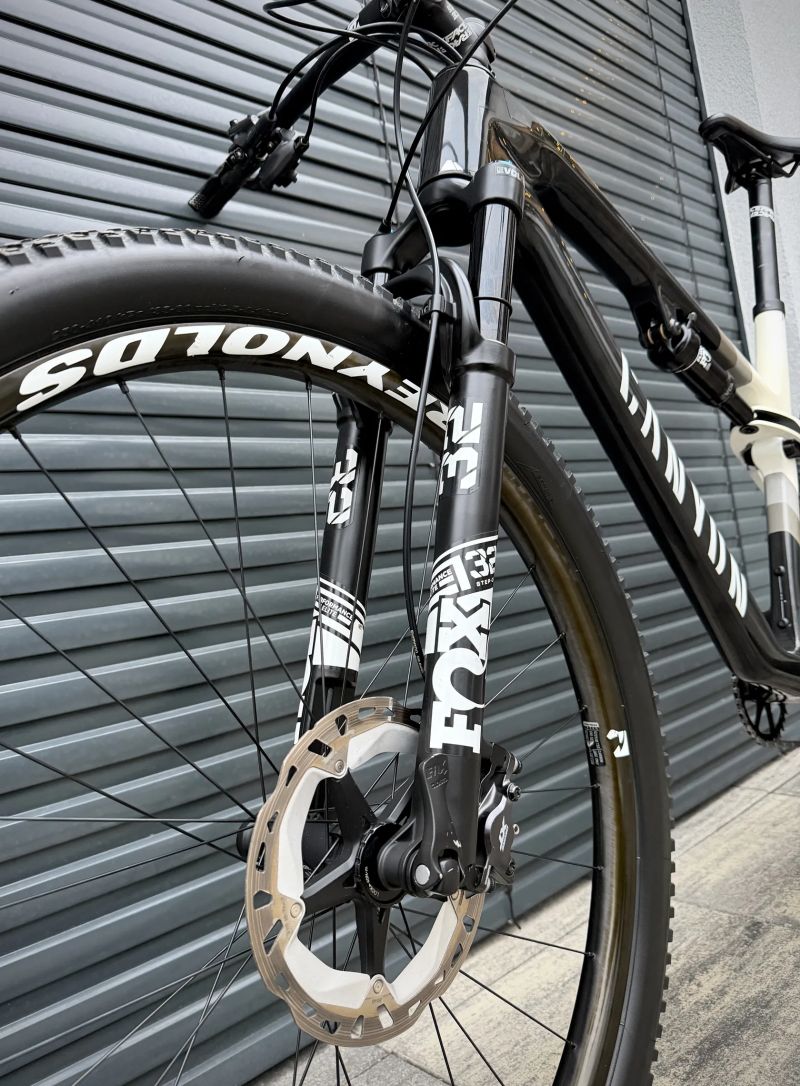 Canyon Lux World Cup CF 7, 2022, vel. L