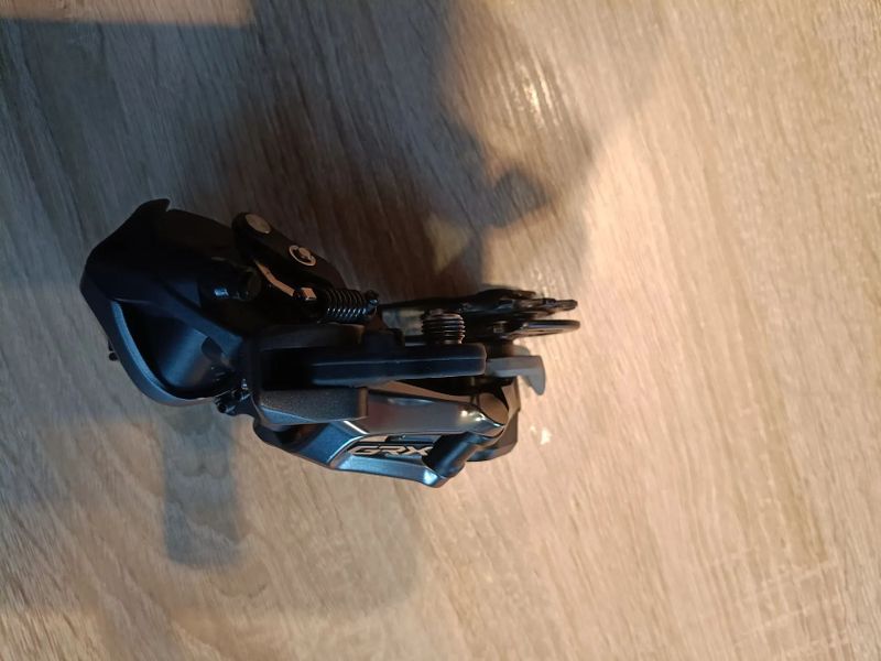 Shimano GRX Di2 RD-RX817 přehazovačka 