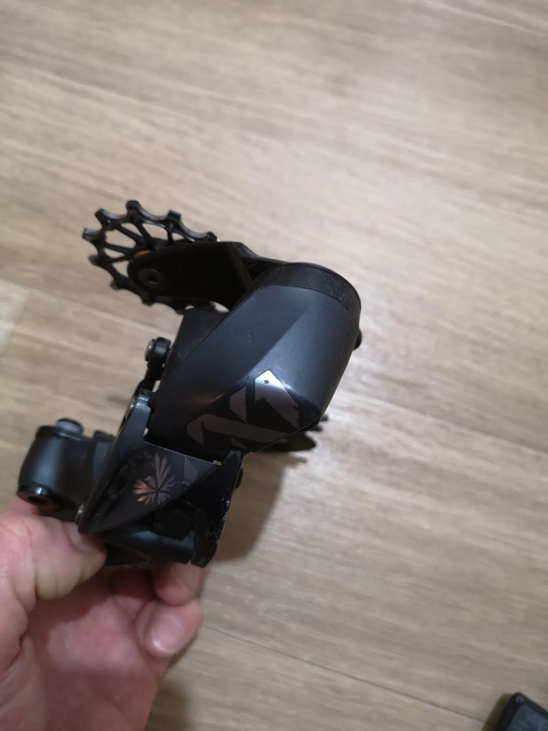 Přehazovačka XX1 Eagle AXS plus řadící páčka XX1