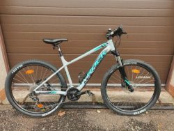 Rock Machine 27,5 dívčí, dámské horské kolo 