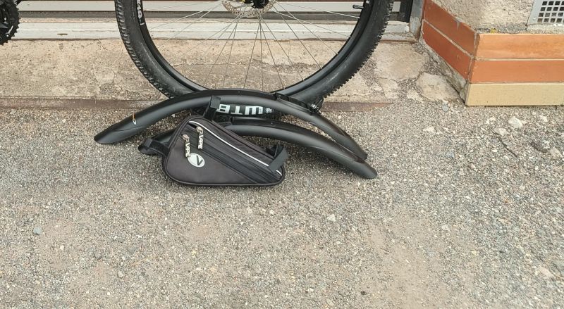 Rock Machine 27,5 dívčí, dámské horské kolo 