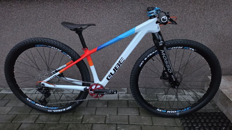 Juniorský Cube Elite 27,5 XS carbon 7,95kg