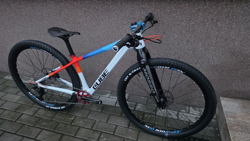 Juniorský Cube Elite 27,5 XS carbon 7,95kg