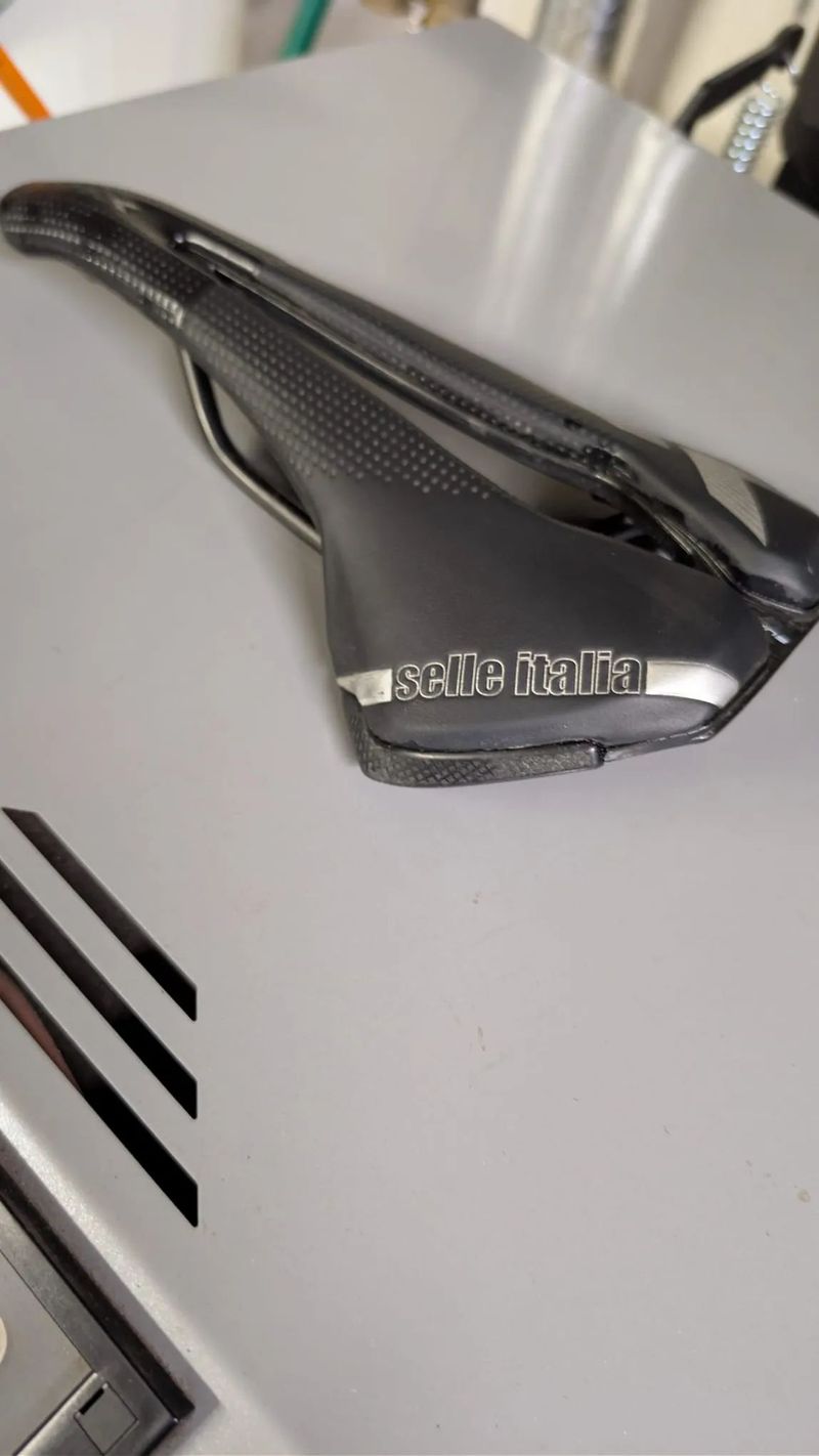 Sedlo Selle Italia XLR