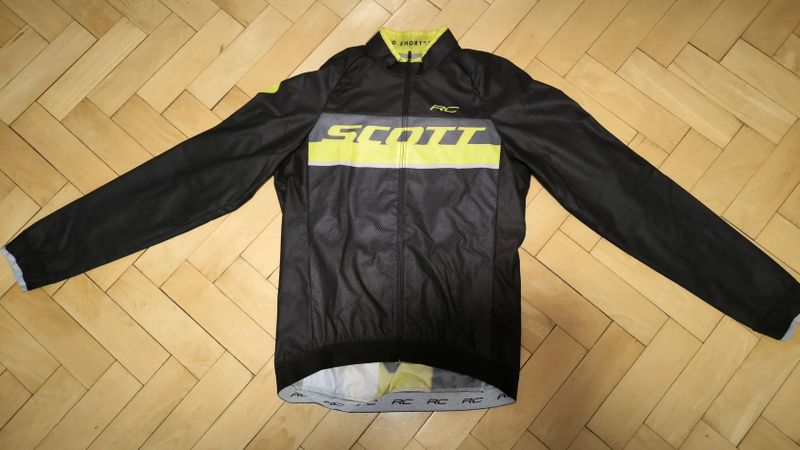 Scott RC větrovka, velikost L