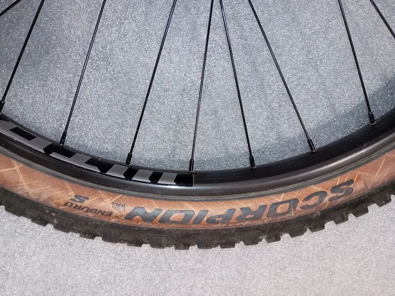 Zapletená kola WTB ST i30