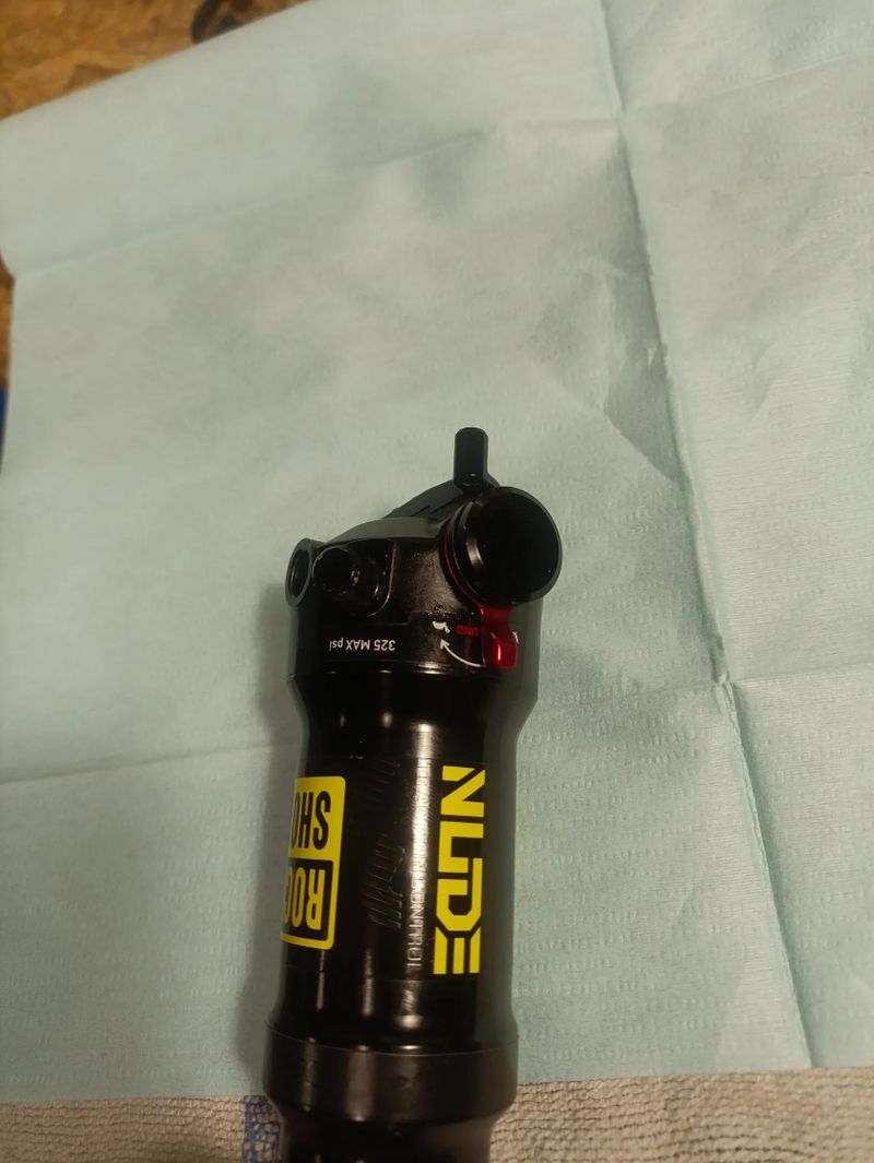 Zadní tlumic Rock Shox deluxe RL 3