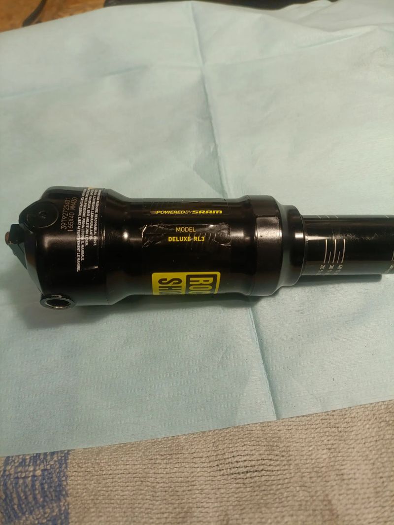 Zadní tlumic Rock Shox deluxe RL 3