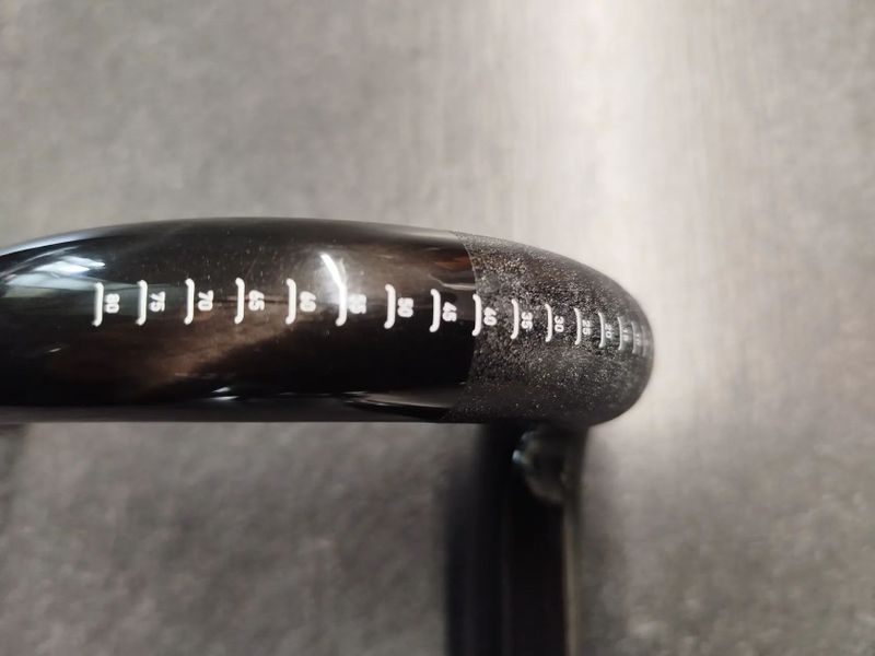 Karbonová silniční řídítka Specialized SW