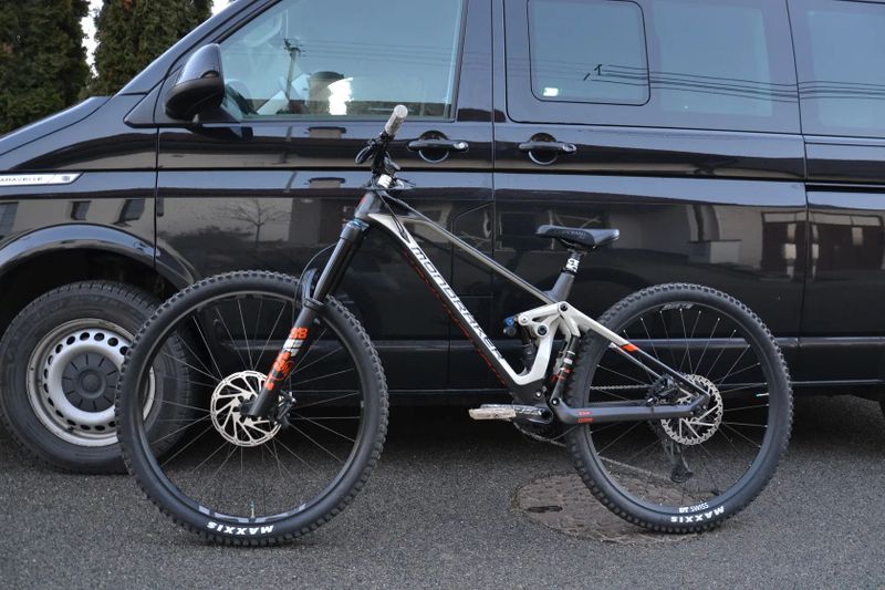 Mondraker Superfoxy R