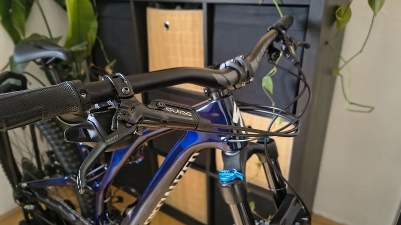 Specialized Stumpjumper carbon 11r / vel.M / Eagle 1x12 / teleskop