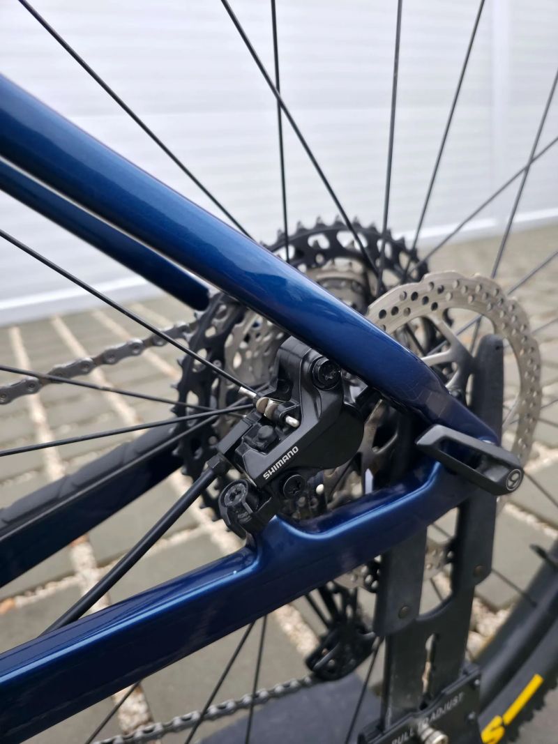 Trek Procaliber 9.6 Carbon 2023 29″ velikost M/L / Shimano XT / RockShox Recon