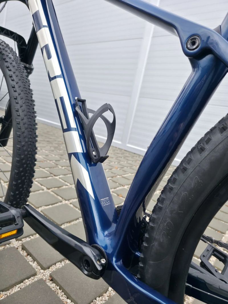 Trek Procaliber 9.6 Carbon 2023 29″ velikost M/L / Shimano XT / RockShox Recon