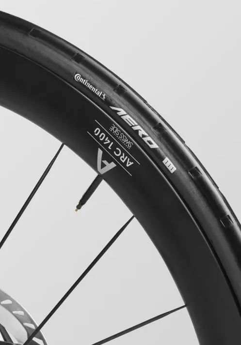 Continental AERO 111 silníční plášt 