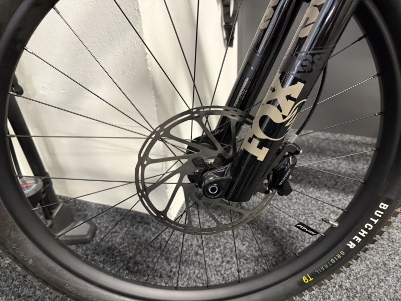 Specialized Turbo Levo Expert KARBON 12km vel. S5/XL PC 218tis.