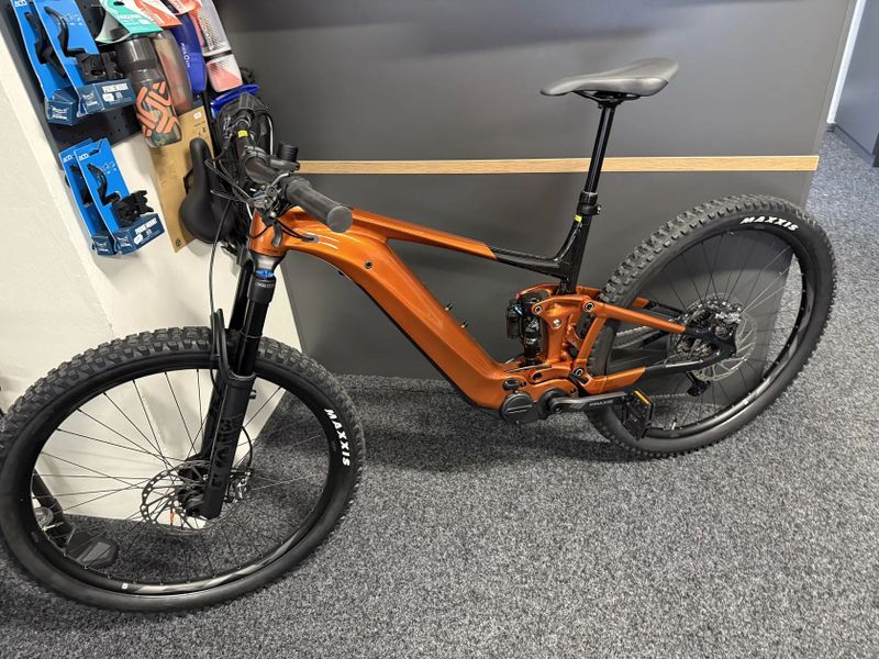 GIANT Trance X E+1 750Wh vel. XL NOVÉ PC. 162TIS. FOX 