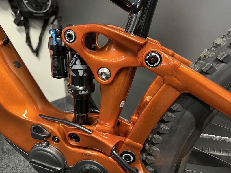 GIANT Trance X E+1 750Wh vel. XL NOVÉ PC. 162TIS. FOX 