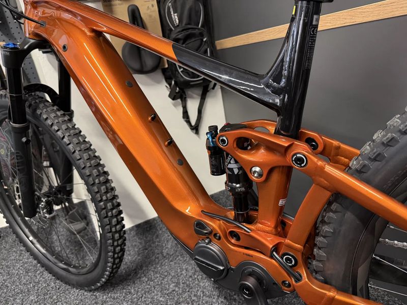 GIANT Trance X E+1 750Wh vel. XL NOVÉ PC. 162TIS. FOX 