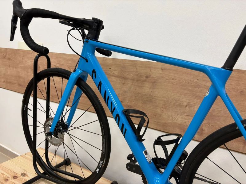 Canyon Ultimate CF SL Di2 disc