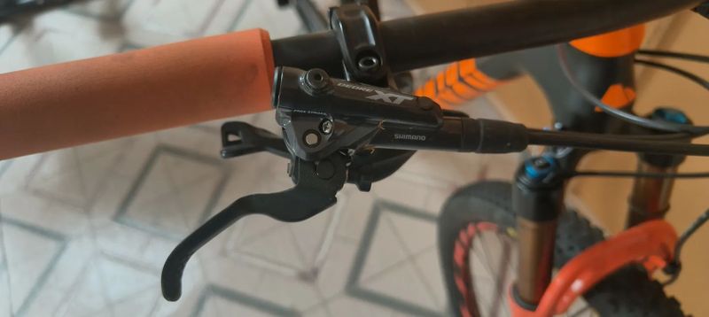 Canyon Lux CF SLX 9.0 Race Team