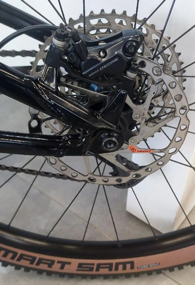 Prodám Rock Machine Blizzard TRL 70-29 White/Black vel. XL 