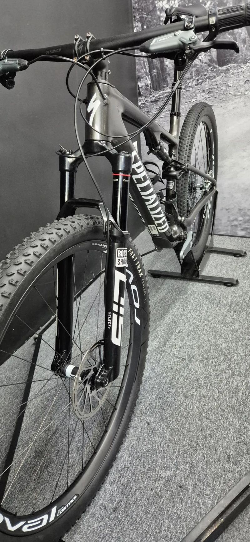 Specialized Epic 8 Expert