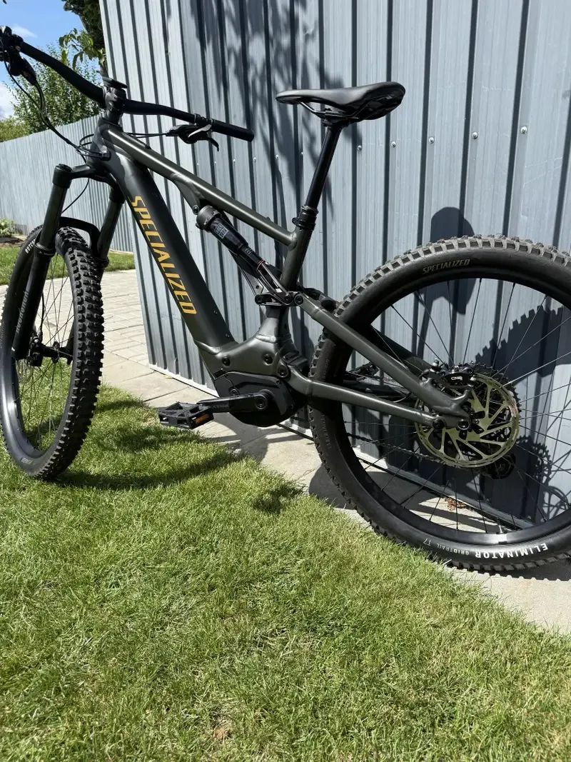 Celoodpružené elektrokolo Specialzed Levo Alloy NB 2024 , vel.S3 , barva tmavě zelená