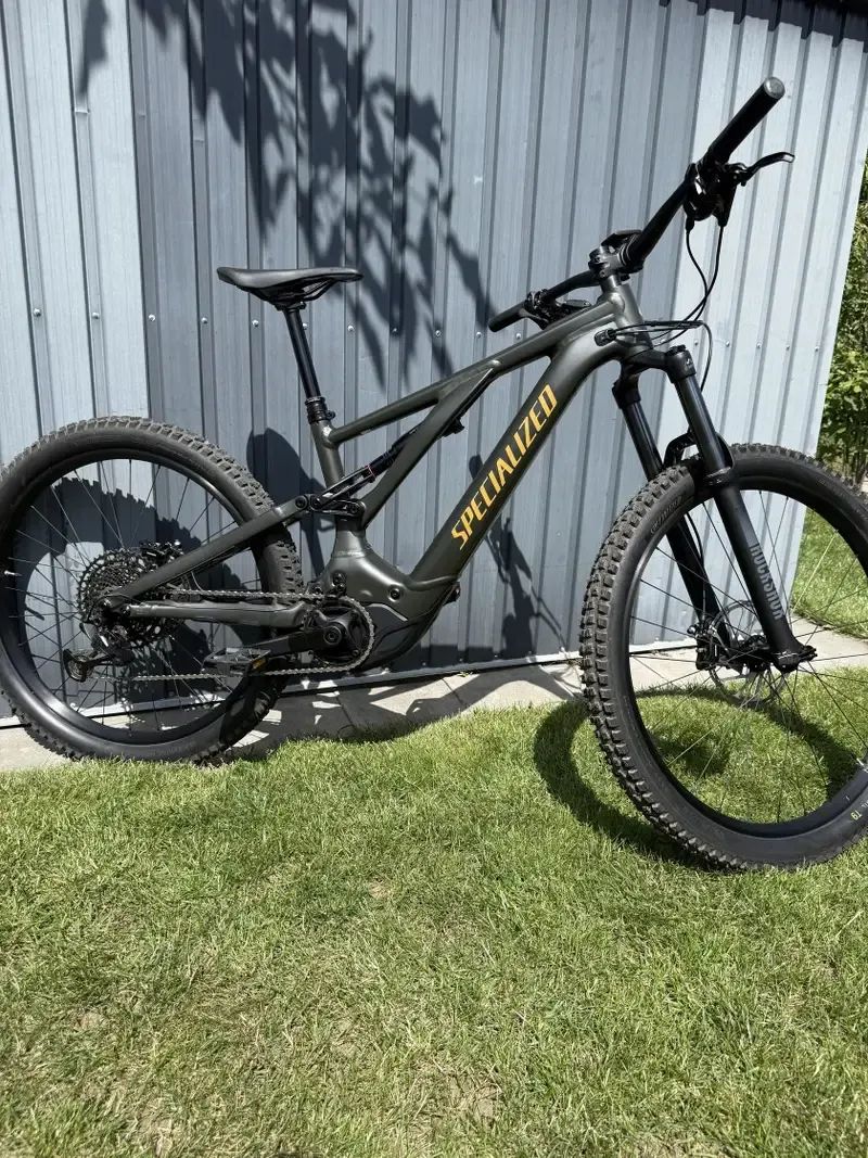 Celoodpružené elektrokolo Specialzed Levo Alloy NB 2024 , vel.S3 , barva tmavě zelená