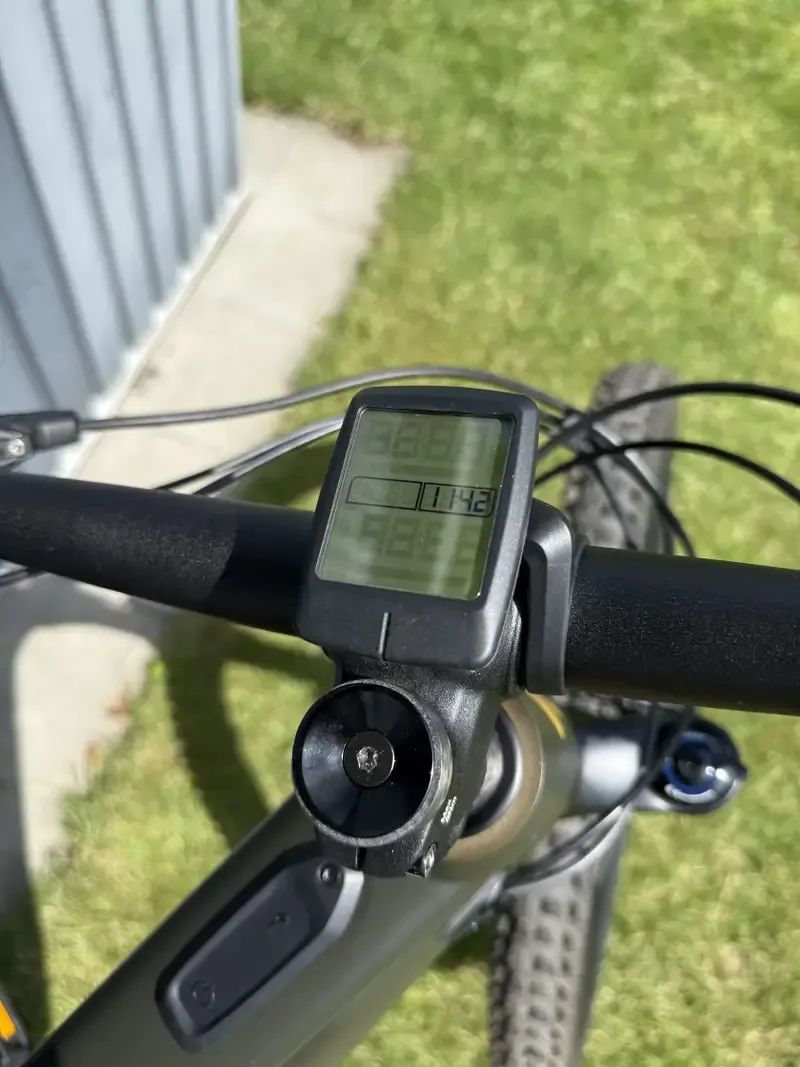 Celoodpružené elektrokolo Specialzed Levo Alloy NB 2024 , vel.S3 , barva tmavě zelená