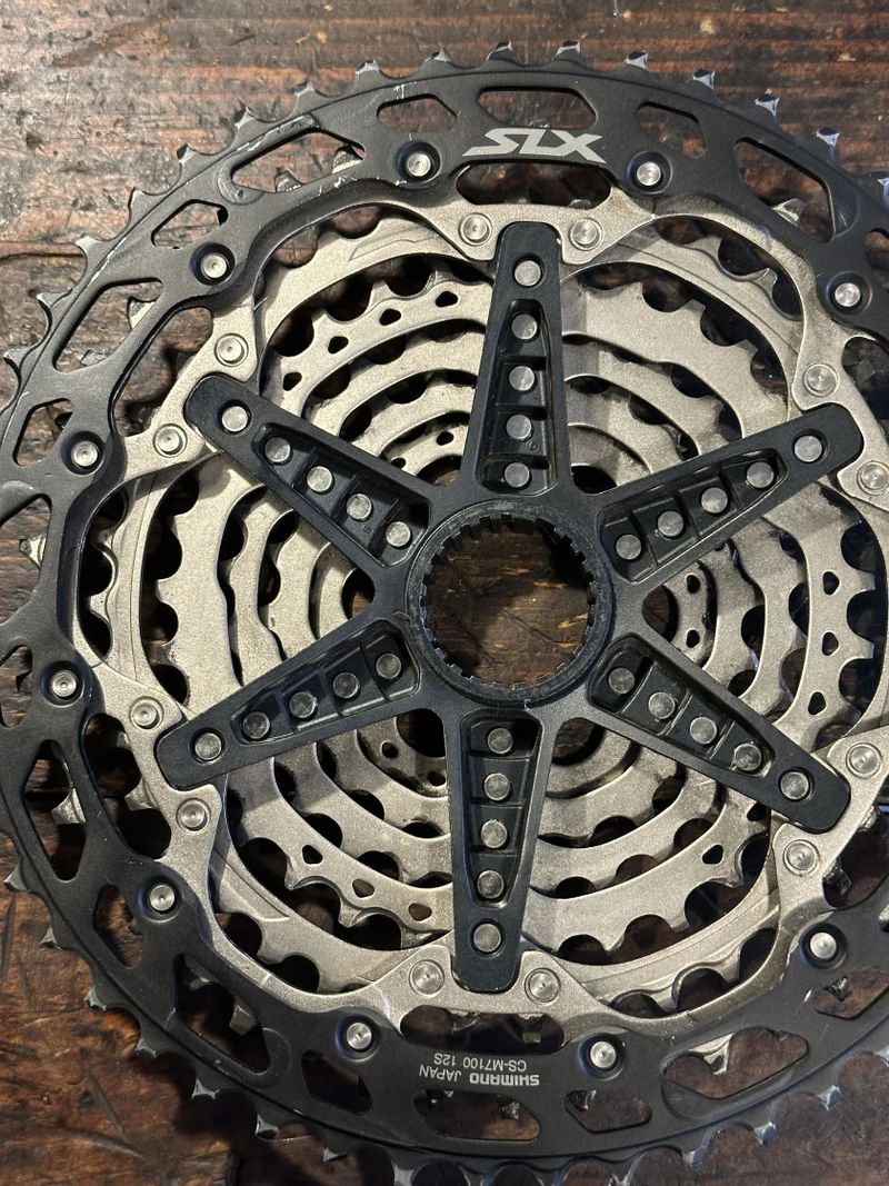 kazeta + řetěz Shimano SLX M7100 10-51 zubů