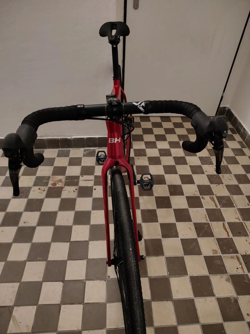 Prodám nový gravel BH Gravel X na 170 - 175cm jezdce