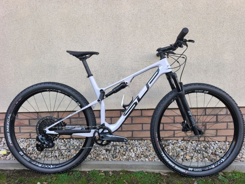 Superior XF Race - L - Sram AXS, DT Swiss