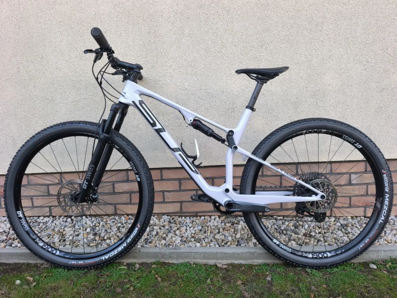 Superior XF Race - L - Sram AXS, DT Swiss