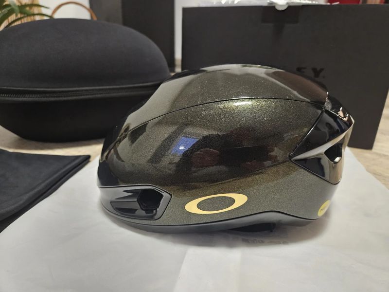 Oakley ARO7 Lite EU Mips midas fleck/black L 2025