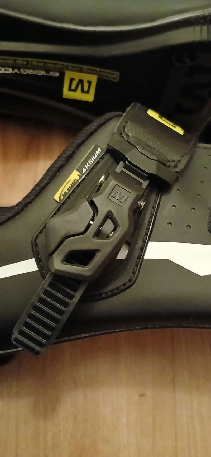 Prodám NOVÉ tretry Mavic velikost 42 