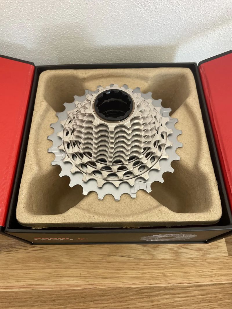 Nová kazeta SRAM XG-1290 D1 10-28z.