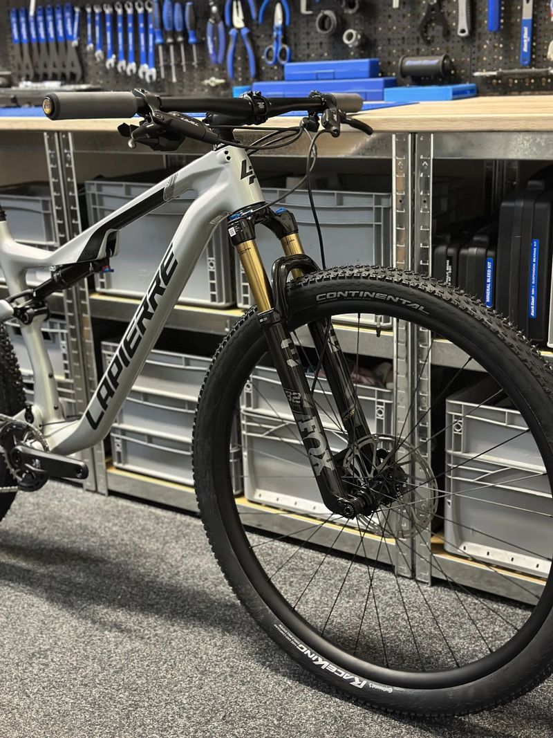 Závodní Lapierre XR, Sram Eagle 90 Transmission, Fox Kashima, vel. L