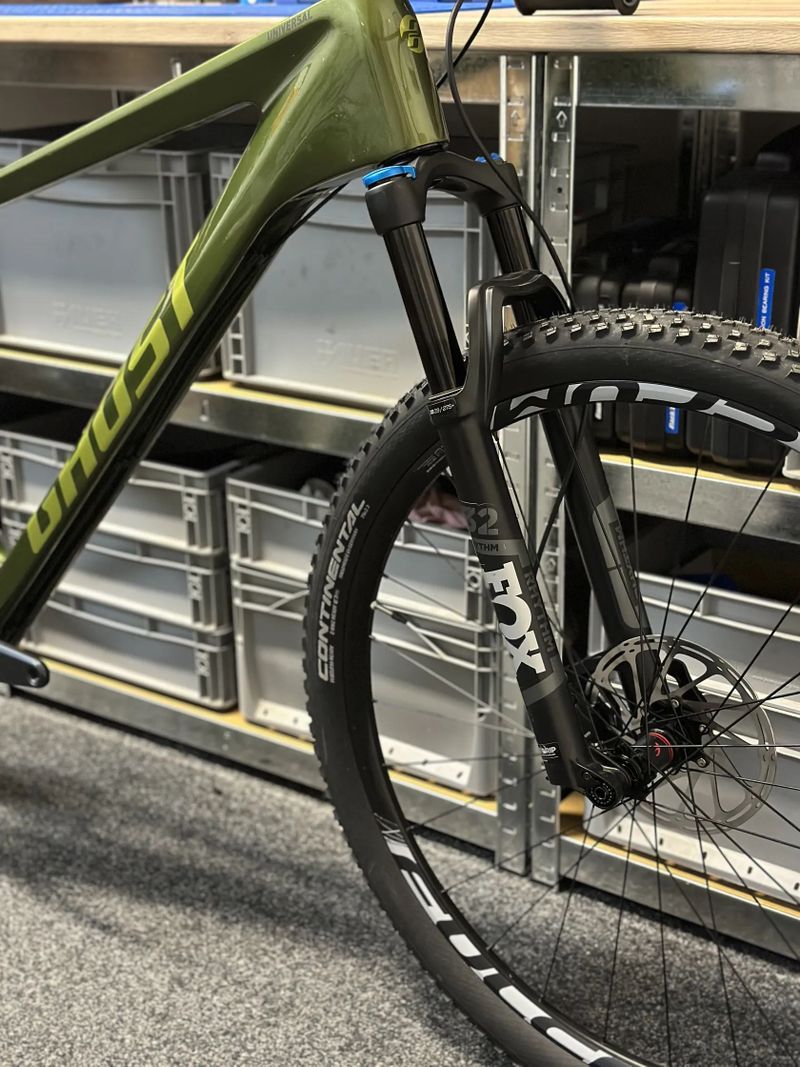 Závodní XC MTB Ghost Lector, Sram GX Eagle, Fox, vel. XL