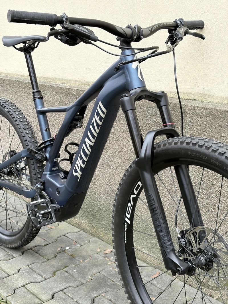 REZERVOVÁNO Specialized Turbo Levo 29", vel. L