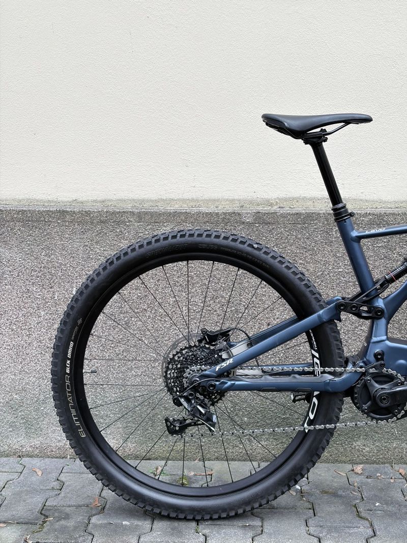 REZERVOVÁNO Specialized Turbo Levo 29", vel. L